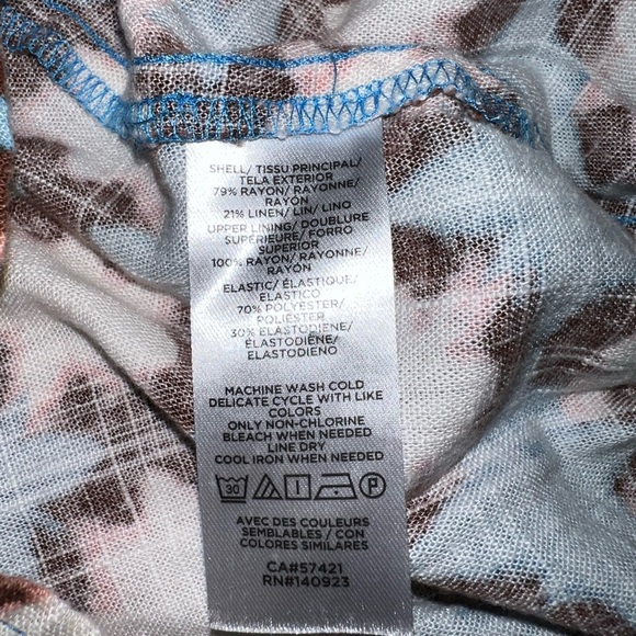 Loft Floral Tank - Picture 5 of 5